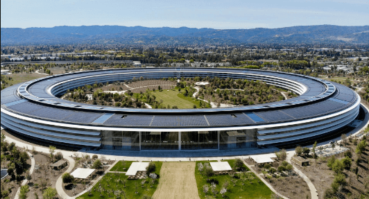 A look at Apple's changing attitudes towards decentralizing out of Silicon Valley, hybrid work arrangements, and remote work options for a post-pandemic world